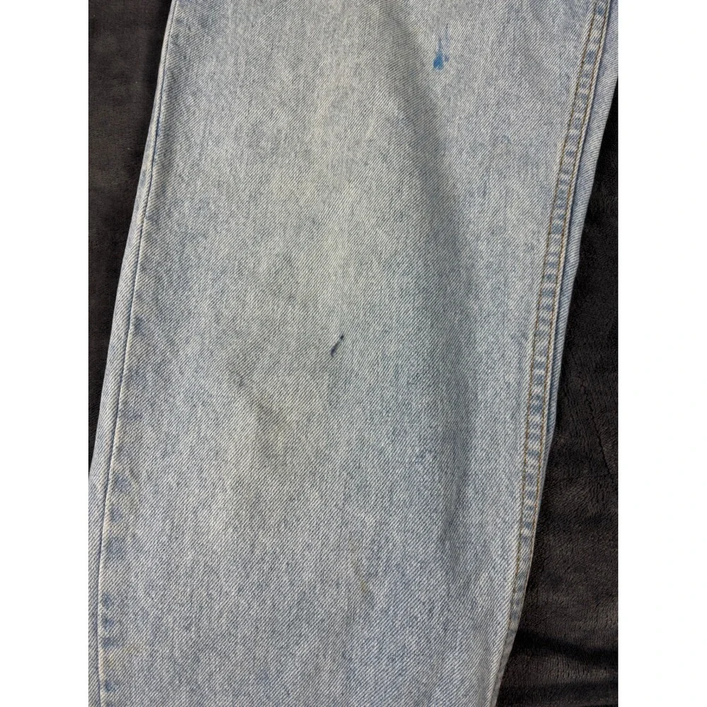 Vintage Levis 540 Relaxed Fit Jeans Mens 36x32 Light Wash Blue Made in USA Denim